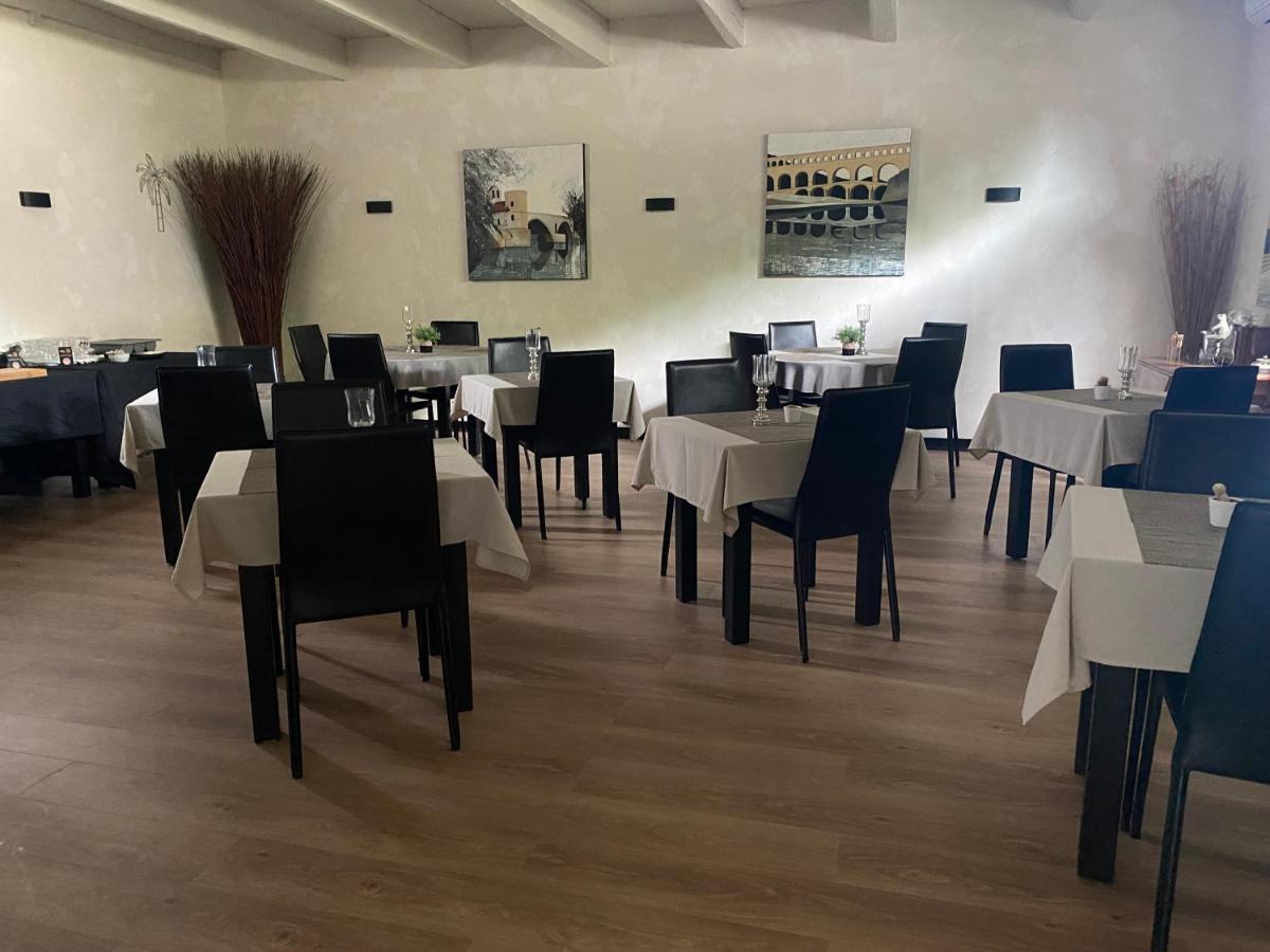 L'Escale Des Alpilles Hotel Rognonas Ngoại thất bức ảnh