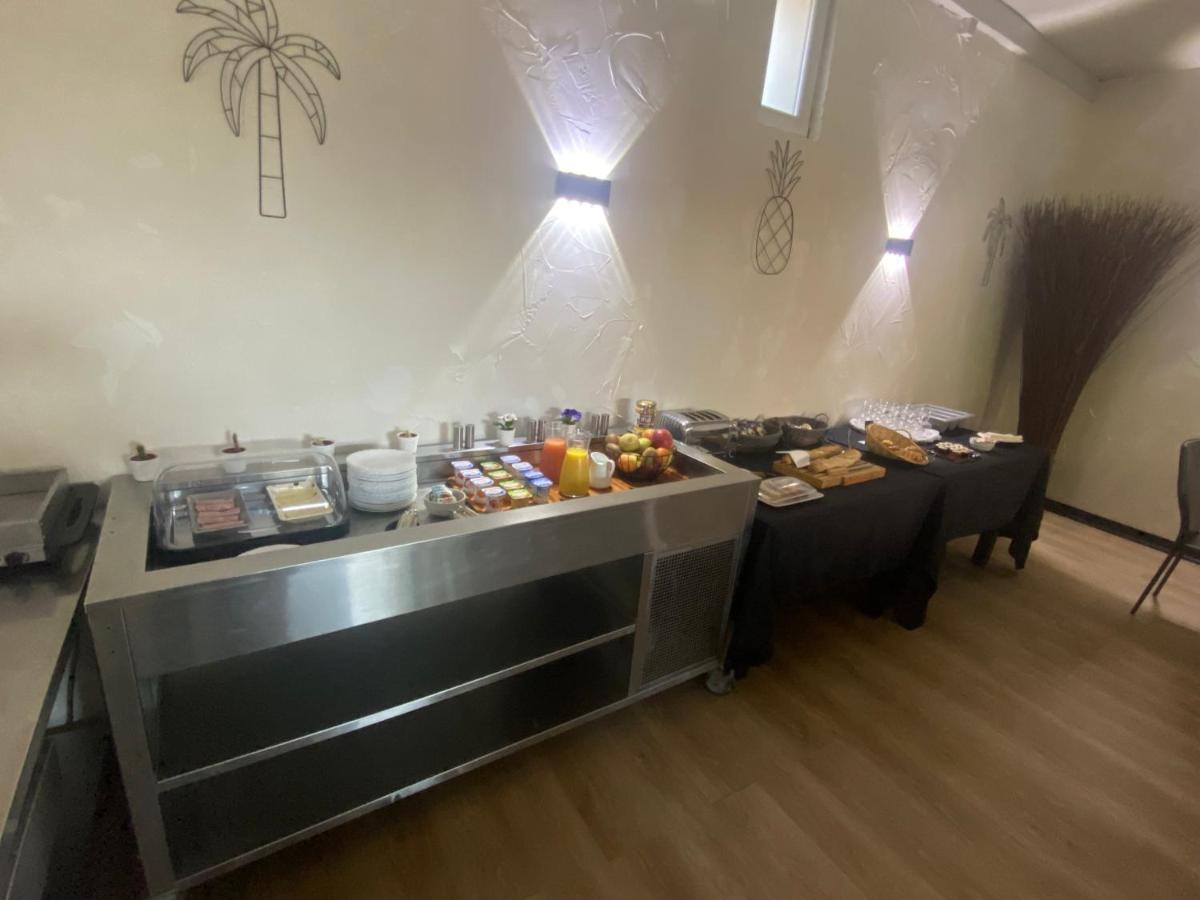L'Escale Des Alpilles Hotel Rognonas Ngoại thất bức ảnh