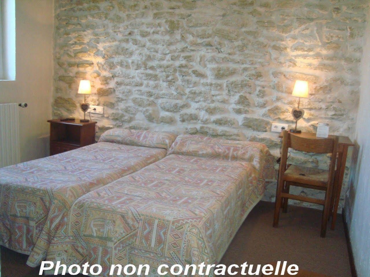 L'Escale Des Alpilles Hotel Rognonas Ngoại thất bức ảnh