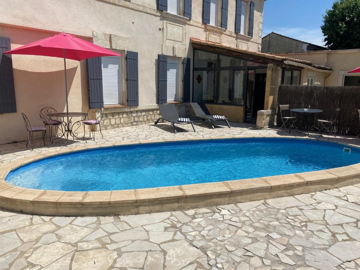 L'Escale Des Alpilles Hotel Rognonas Ngoại thất bức ảnh